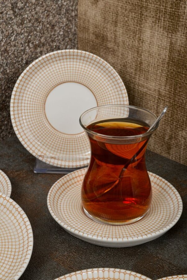 Farika Porselen Petek 6'lı Porselen Çay Tabağı Seti - 1